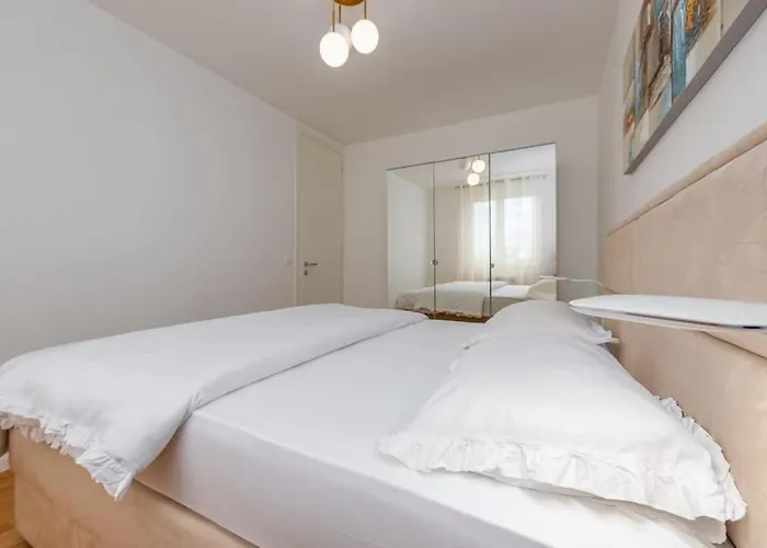 Modern And Comfortable In Apartmán *